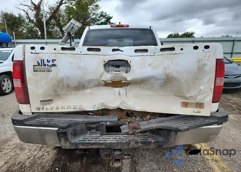2013 Chevrolet Silverado C2500 Heavy Duty from USA, damaged, VIN 1GC2CVCGXDZ237599